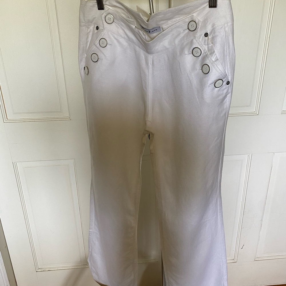 Stylish White Button-Accent Pants
